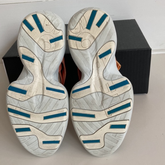 Sorel Explorer Blitz Stride Sandals, size 6.5 - Picture 5 of 7